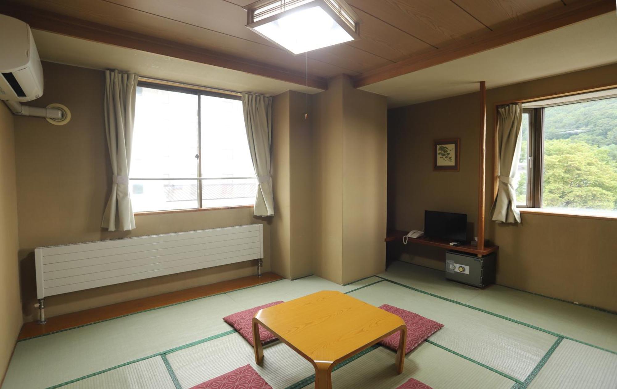 Hotel Chalet Ryuo Yamanouchi  Eksteriør billede